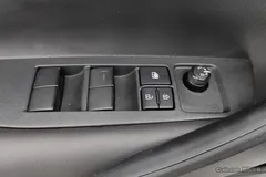 2022 Toyota Levin TNGA 1.5L Entry, белый — фото 10