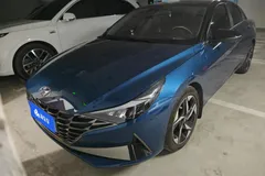 2022 Hyundai Elantra 1.5L CVT Flagship TOP, синий — фото 3