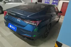 2022 Hyundai Elantra 1.5L CVT Flagship TOP, синий — фото 9