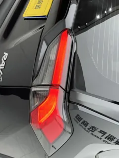 2021 Toyota RAV4 2.0L CVT 2WD Urban, чёрный — фото 11