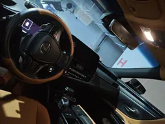 2022 Lexus ES 200 Excellence, чёрный — фото 3