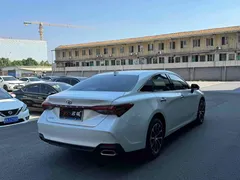 2023 Toyota Avalon 2.0L CVT Luxury, белый — фото 9