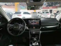 2021 Kia Seltos 1.5L CVT Trend — фото 3