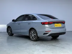 2023 Geely Emgrand 4th Gen 1.5L CVT Premium Champion — фото 4