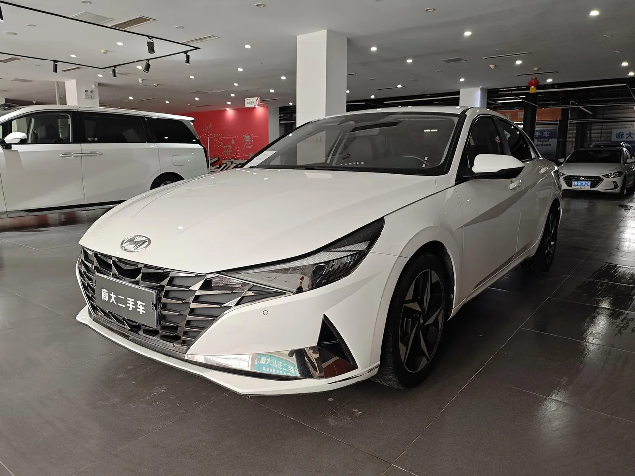 2021 Hyundai Elantra 1.5L CVT LUX Premium