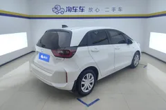 2021 Honda Fit 1.5L CVT, белый — фото 8