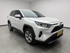2022 Toyota RAV4 2.0L CVT 2WD Fashion, белый — фото 3