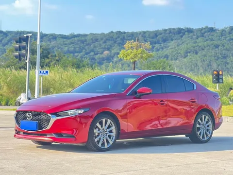 2022 Mazda Mazda3 2.0L AT