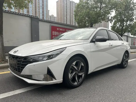 2021 Hyundai Elantra 1.5L CVT Leading GLS