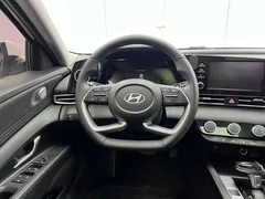 2023 Hyundai Elantra 1.5L CVT GLX Elite, белый — фото 10