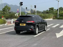 2022 Toyota Frontlander 2.0L CVT Elite, чёрный — фото 6