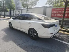 2021 Nissan Sylphy 1.6L XE CVT, белый — фото 7