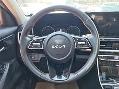 2021 Kia Seltos 1.5L CVT Trend, белый — фото 18