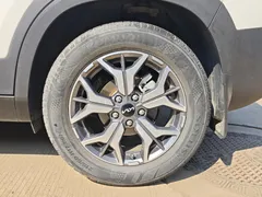 2021 Kia Seltos 1.5L CVT Trend, белый — фото 22
