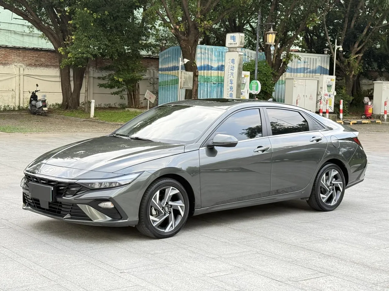 2023 Hyundai Elantra 1.5L CVT GLX Elite