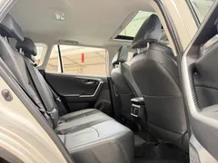 2022 Toyota Wildlander 2.0L 2WD Luxury Plus — фото 9