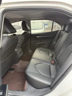 2022 Toyota Camry 2.0G Luxury, белый — фото 7