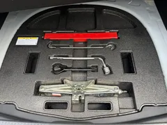 2022 Toyota Camry 2.0G Luxury, белый — фото 11