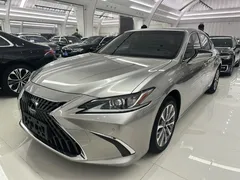 2022 Lexus ES 200 Excellence — фото 1