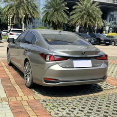 2022 Lexus ES 200 Excellence — фото 7