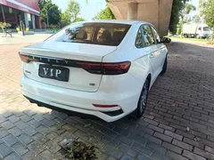 2022 Geely Emgrand 4th Gen 1.5L CVT Luxury, белый — фото 9
