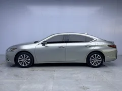 2022 Lexus ES 200 Excellence — фото 4