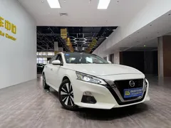 2021 Nissan Teana 2.0L XL Comfort, белый — фото 2