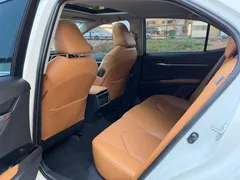 2022 Toyota Camry 2.0G Luxury, белый — фото 5