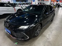 2023 Toyota Camry 2.5G Luxury, чёрный — фото 1