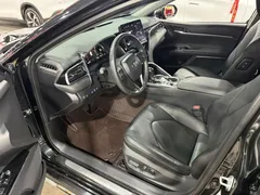 2023 Toyota Camry 2.5G Luxury, чёрный — фото 4