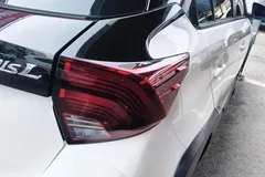 2022 Toyota Yaris L Zhixuan X 1.5L CVT Leading Plus, белый — фото 8