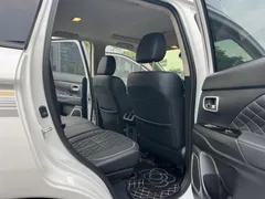 2021 Mitsubishi Outlander 2.0L 2WD 5, белый — фото 10
