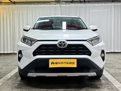 2022 Toyota RAV4 2.0L CVT 2WD Fashion Plus, белый — фото 2