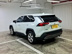 2022 Toyota RAV4 2.0L CVT 2WD Fashion Plus, белый — фото 5