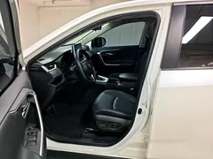 2022 Toyota RAV4 2.0L CVT 2WD Fashion Plus, белый — фото 12