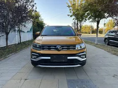 2023 Volkswagen Tacqua 1.5L AT Comfort, жёлтый — фото 2