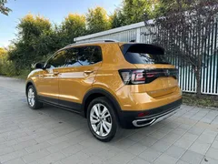 2023 Volkswagen Tacqua 1.5L AT Comfort, жёлтый — фото 8