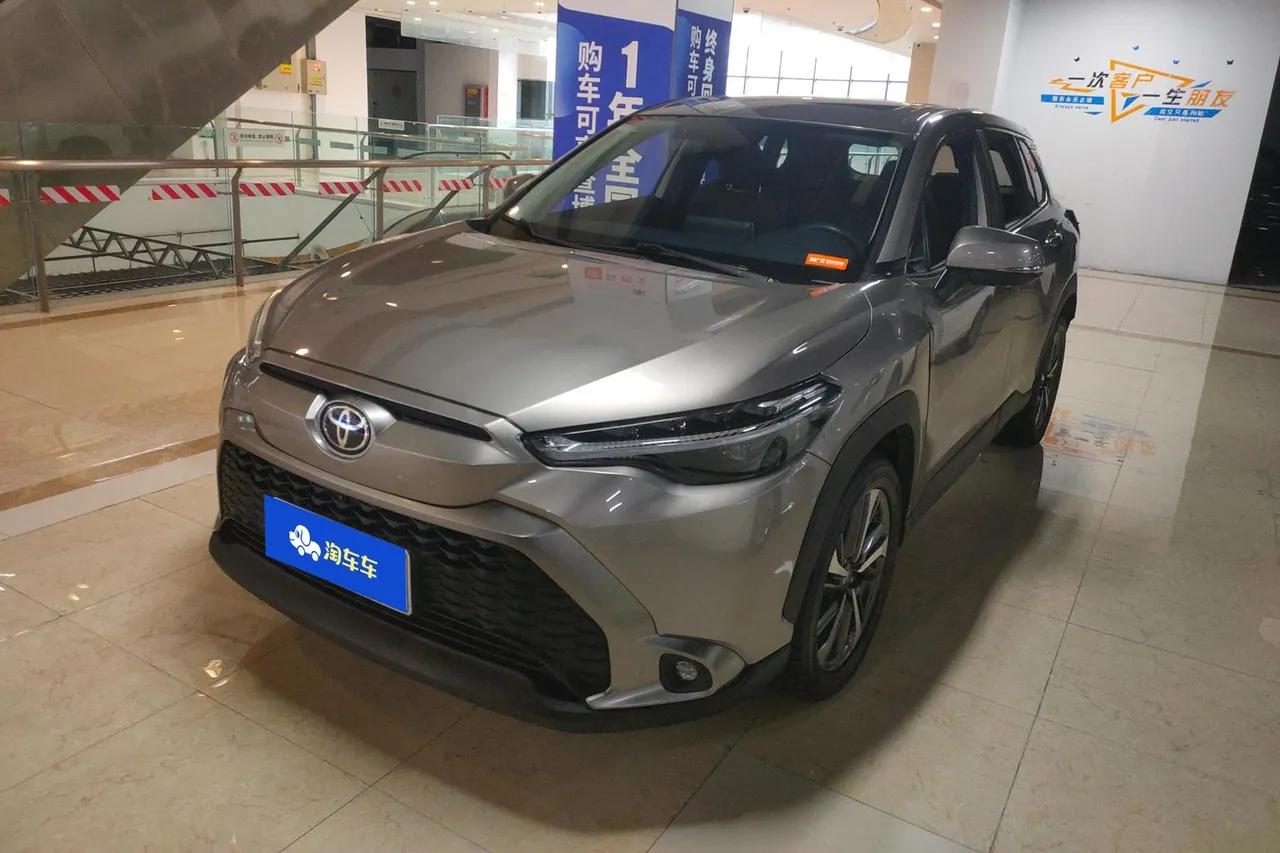 2022 Toyota Frontlander 2.0L CVT Elite