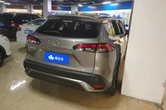 2022 Toyota Frontlander 2.0L CVT Elite, жёлтый — фото 8