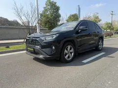 2023 Toyota RAV4 2.0L CVT 2WD Fashion Plus, чёрный — фото 1