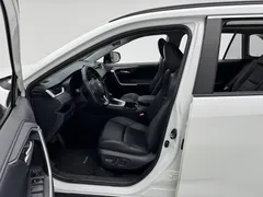 2023 Toyota Wildlander 2.0L 2WD Luxury Plus, белый — фото 14