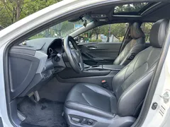 2023 Toyota Avalon 2.0L CVT Luxury, белый — фото 10