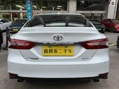 2021 Toyota Camry 2.0G Luxury, белый — фото 4