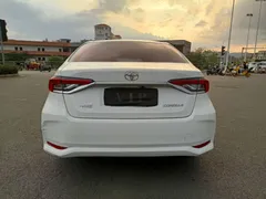2021 Toyota Corolla 1.5L CVT, белый — фото 7