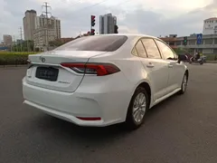 2021 Toyota Corolla 1.5L CVT, белый — фото 8