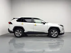 2021 Toyota RAV4 2.0L CVT 2WD Fashion, белый — фото 8