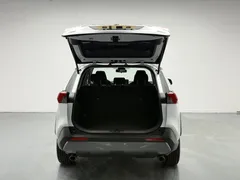 2021 Toyota RAV4 2.0L CVT 2WD Fashion, белый — фото 15