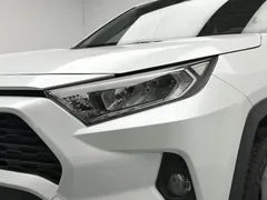 2021 Toyota RAV4 2.0L CVT 2WD Fashion, белый — фото 19