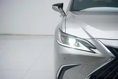2022 Lexus ES 200 Excellence — фото 12