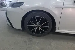2021 Toyota Camry 2.0S Fashion, белый — фото 4